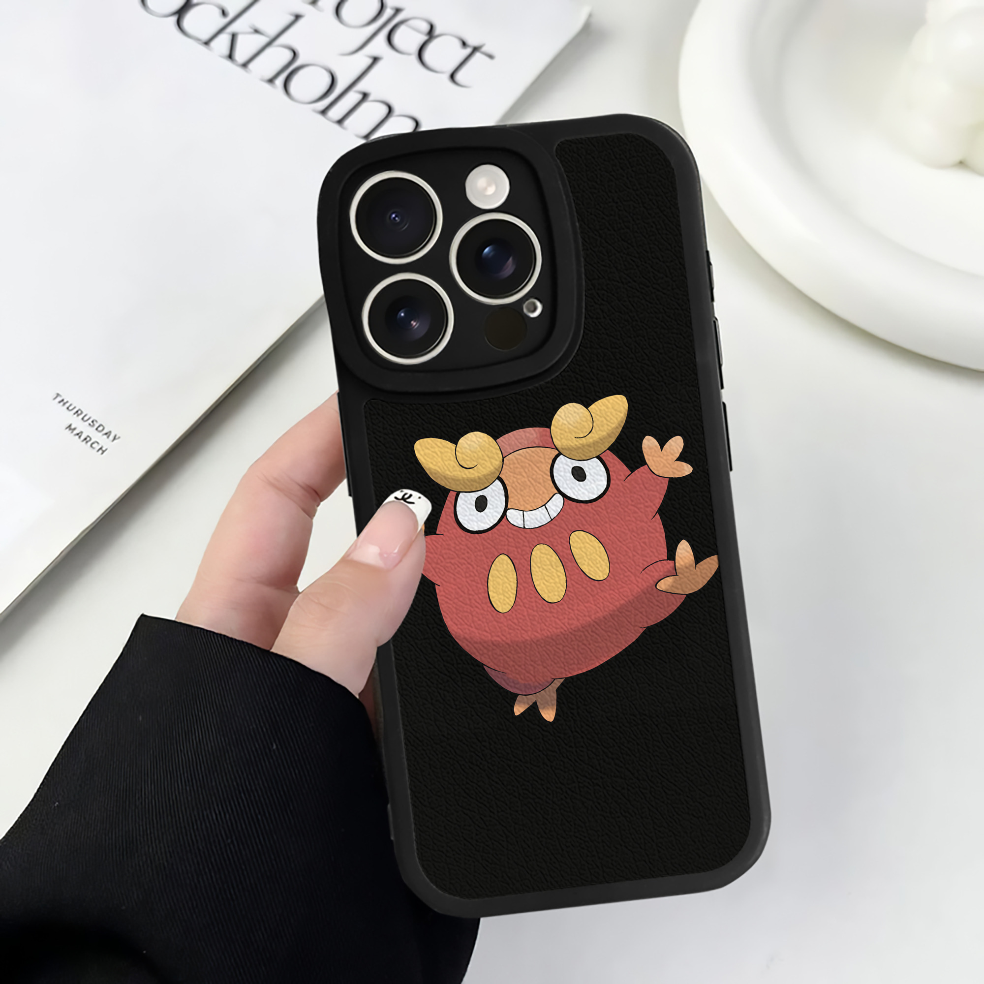 （画像用） ポケットモンスター Pokémon 【iPhone 16シリーズ対応】シリコンスマホケース（レザー調） 材質：シリコン